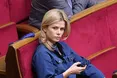 ​​​​​​​Три будинки, п’ять квартир, а в гаражі – «Порше» з «Ягуаром»...