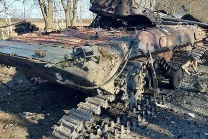 Парад підбитої російської техніки: СБУ просить повідомляти про рух рашистів у чат-бот