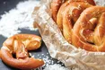 Баварський брецель із сіллю