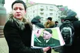 Схід годують байками про «нелюдів з Майдану»,або Чому Донбас революційний «порожняк» жене?