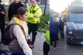 Одягнули кайданки та силоміць заштовхали у мікроавтобус!