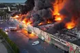 Двох українців підозрюють у причетності до підпалу ТЦ у Польщі