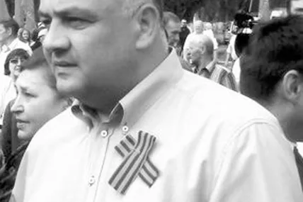 «У дворі – злий собака. Стріляє на ураження»