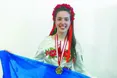 Спостерігала, як комунальники чистять каналізацію. І тут її осінило...