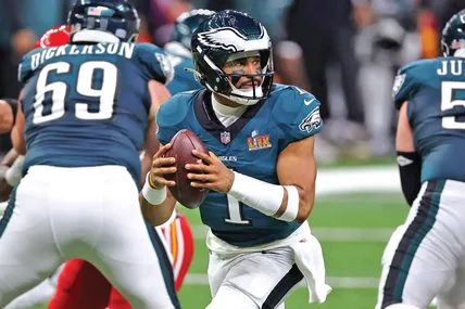 У 59-му розіграші Super Bowl із американського футболу перемогла команда “Орли Філадельфії”. Фото profootballnetwork.com