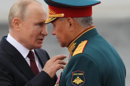 путін змінює військове командування