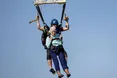 Померла найстаріша парашутистка у світі