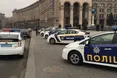 В центрі Києва влаштували виставку патрульних авто з новим дизайном