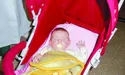 Горе-матір поїхала у справах, а дочку залишила... в чужому під’їзді