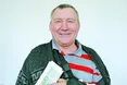 Рука трималася... лише на шкірі!