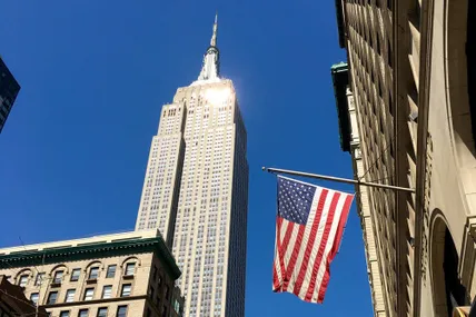 США можуть заборонити імпорт російського алкоголю та морепродуктів, – ЗМІ