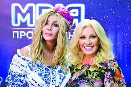 І що ж собі виспівали в Росії Лорак і Повалій?