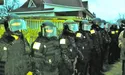 «Межигір’я» охороняють «ряджені»