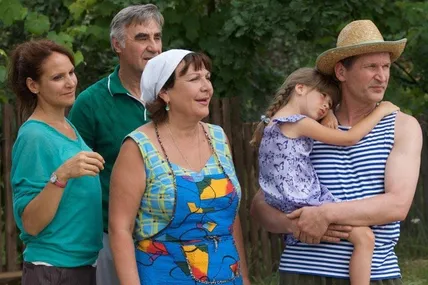 "Брудні політичні гроші, які заробляє Зеленський під час ескалації з РФ", – нардеп про показ "Сватів″