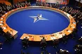 НАТО: "Війська РФ готові до вторгнення і здатні досягти своїх цілей за 3-5 днів"