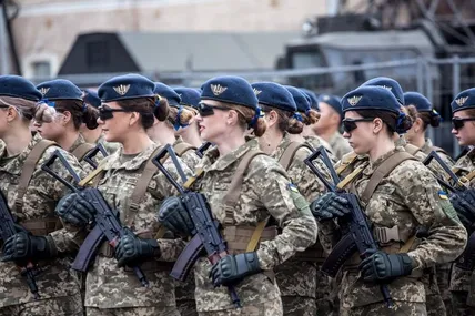 Верховна Рада України ухвалила закон щодо добровільного військового обліку для жінок. Фото із мережі