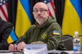 Яйця по 17 грн для ЗСУ: у НАБУ кажуть, що ексміністр оборони Олексій Резніков не є підозрюваним у справі