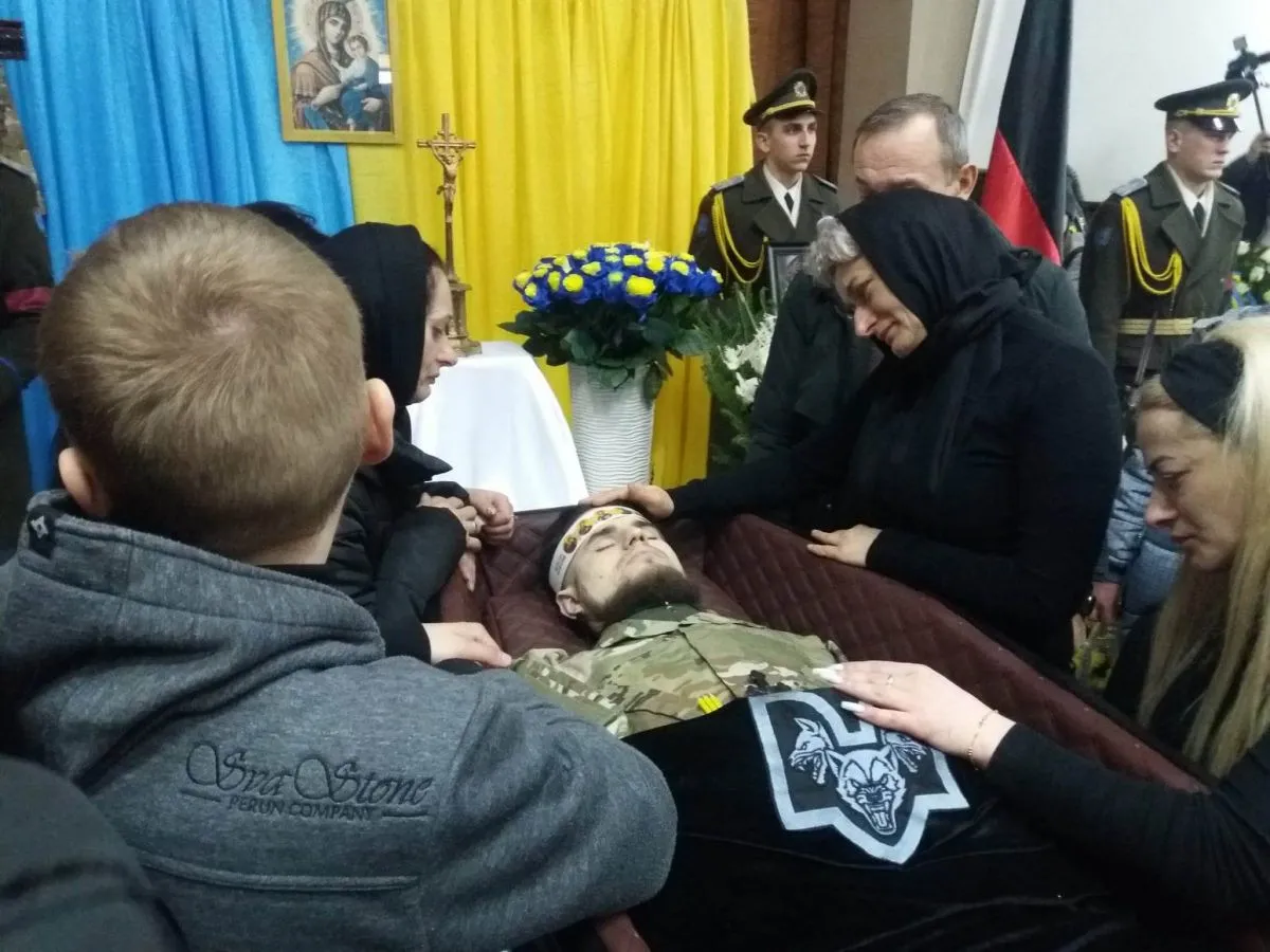 Під час прощання із легендарним "Да Вінчі". Фото автора.