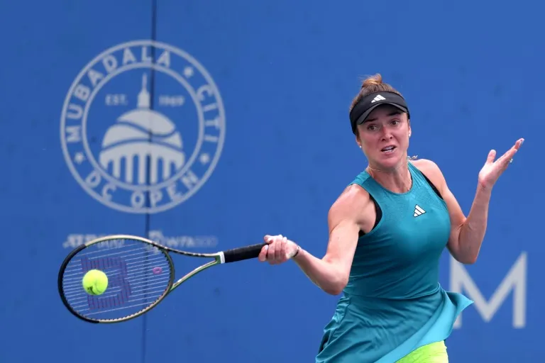 Повернувшись до туру WTA після народження доньки, одеситка Еліна Світоліна швидко набрала прекрасну спортивну форму. Фото barrons.com.