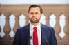 Процес закінчення війни в Україні зупинився, — віцепрезидент США