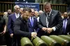 Зеленський відвідав виробництво снарядів у США (ФОТО)