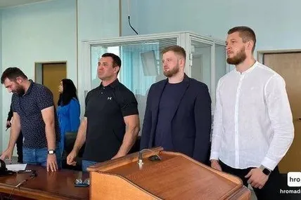 Фото Громадського із зали суду