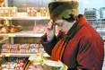 Залежані продукти можуть «випрати»,  а зіпсовані – порізати у салати...