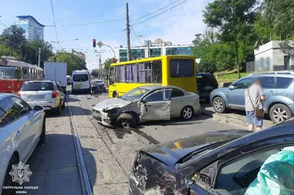 Фото поліції із місця ДТП