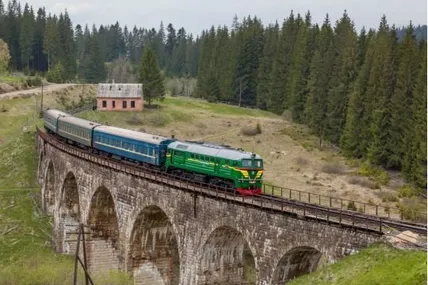 Потяг. Фото умовне