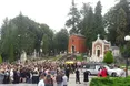 Російськомовні молодики погрожували священику під час похорону у Львові