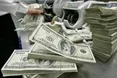 На рахунках Януковича та Азарова в «Ощадбанку» лежить більше мільярда доларів