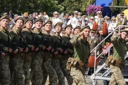 Жінки на службі. Фото з мережі