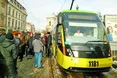 Як Андрій Садовий  квиточки у трамваї роздавав 