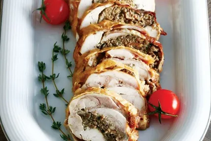 Курячий рулет з грибами