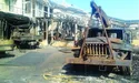 У бункері, підсвічуючи ліхтариками, військові хірурги рятували бійцям життя