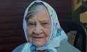 За святковим столом 100-літня ювілярка трималась, як цариця!