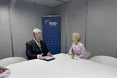 Порошенко обговорив з Урсулою фон дер Ляєн спільну позицію щодо завершення війни та встановлення миру