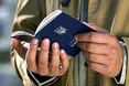 Українцям пропонують відмовитись від трудових книжок