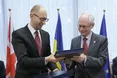 Україна підписала політичну частину угоди з ЄС