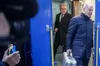 Олаф Шольц розкрив секрет своєї срібної валізи під час візиту до Києва