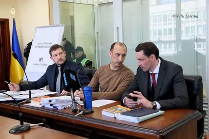 Фрагменти чергового засідання Печерського райсуду у справі Романа Червінського: підсудний звинувачував, прокурор дрімав, суддя ніяковів… Фото Неллі СПІРІНОЇ.