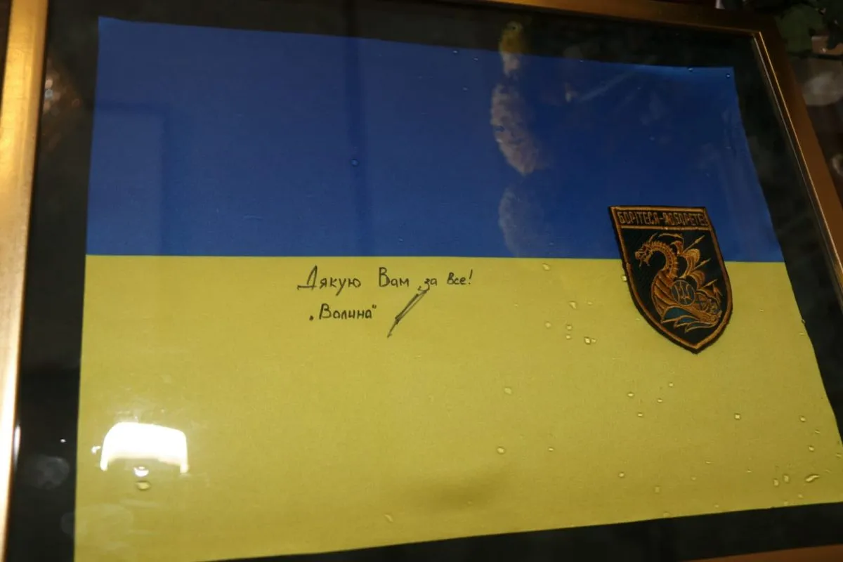 Після повернення з ворожого полону випускник Національної академії сухопутних військ Герой України Сергій Волинський завітав до рідної альма-матер. Вересень 2023 року.