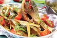 Скумбрія, маринована з овочами