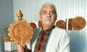 Відроджує різьбярство та бондарське ремесло