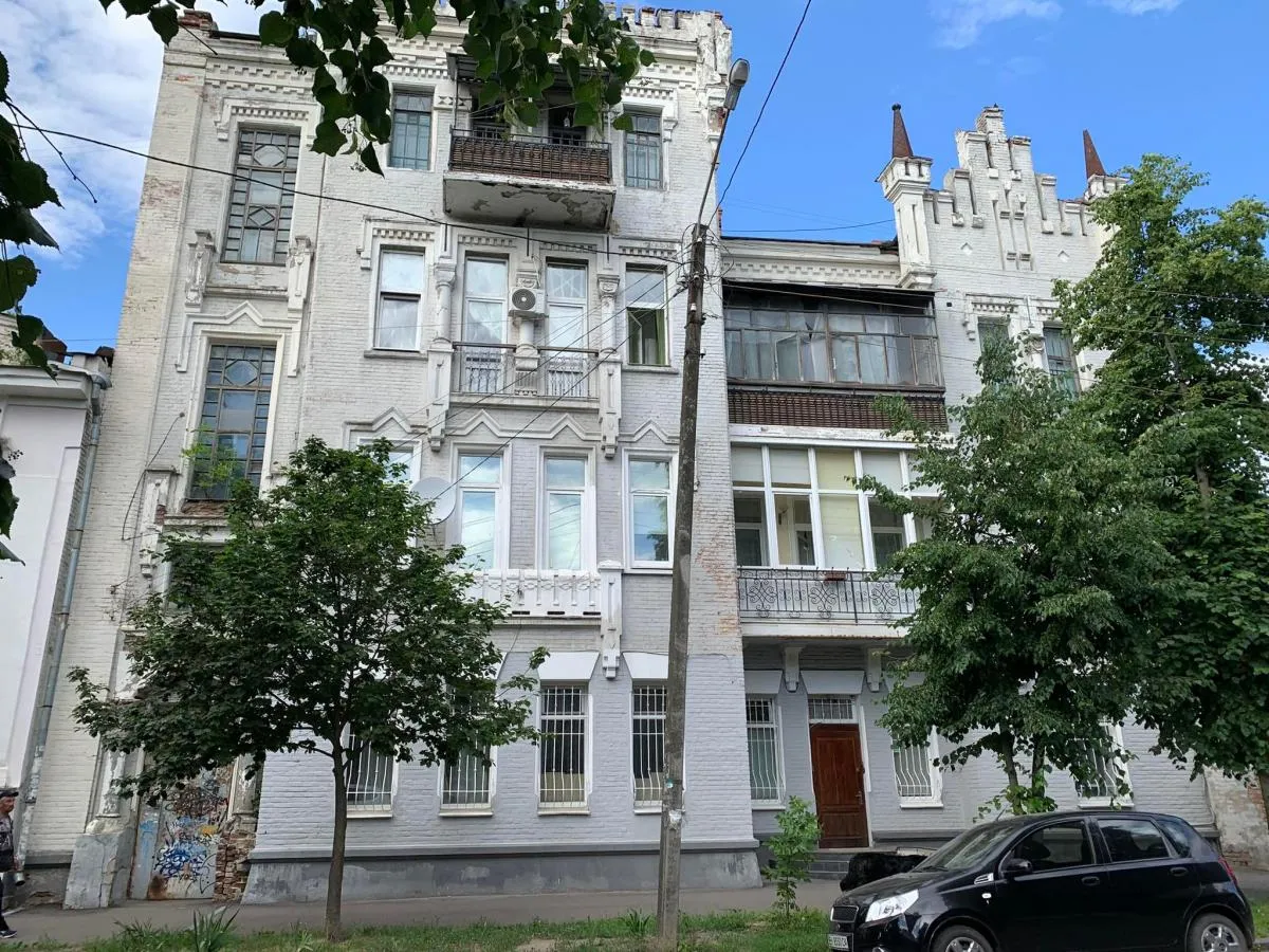 Фото автора. Замок Річарда. За легендами, тут замешкали привиди...