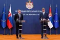 Вучич і Фіцо хотіли їхати до путіна на парад, але раптом захворіли
