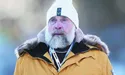 Легендарний лижник їздить за кермом... босоніж