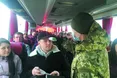 Українці їдуть і летять додому з Варшави, Праги, Перемишля...