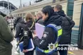 У лікарні помер 12-річний хлопчик, який виліз на електричку у Києві й уразився струмом