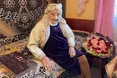 Інколи бабця Розалія імена своїх 13 правнуків плутає